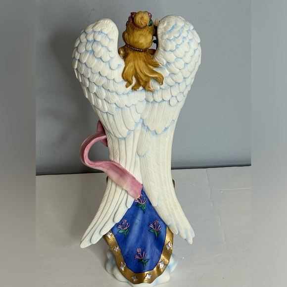 LENOX ANGEL OF GLORY GABRIELLE (2006) - Picture 4 of 7